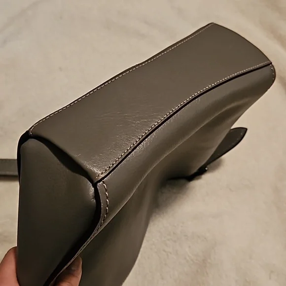 Coach Grey Leather Crossbody Bag - Picture 4 of 9